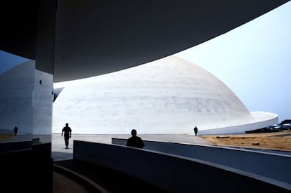 El Museo Nacional, en Brasilia, obra de Niemeyer.