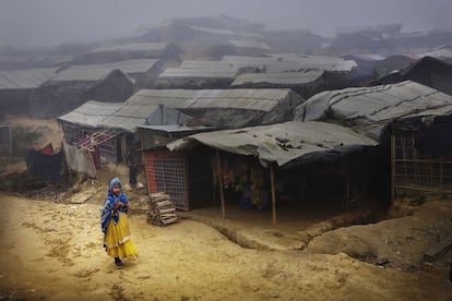 Cox's Bazar, Bangladesh, enero de 2018. Inmensos campos de refugiados se han extendido a lo largo de la frontera con Myanmar. Las masacres de agosto de 2017 provocaron al menos 10.000 muertos y forzaron al exilio a 700.000 personas.
