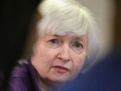 La presidente de la Fed, Janet Yellen, en una mesa redonda en Filadelfia. 