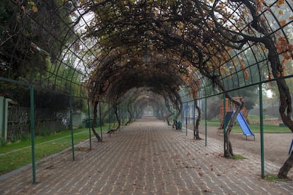 Parque Juan XIII en la comuna de ñuñoa, Santiago, Chile, el 12 de mayo del 2025.