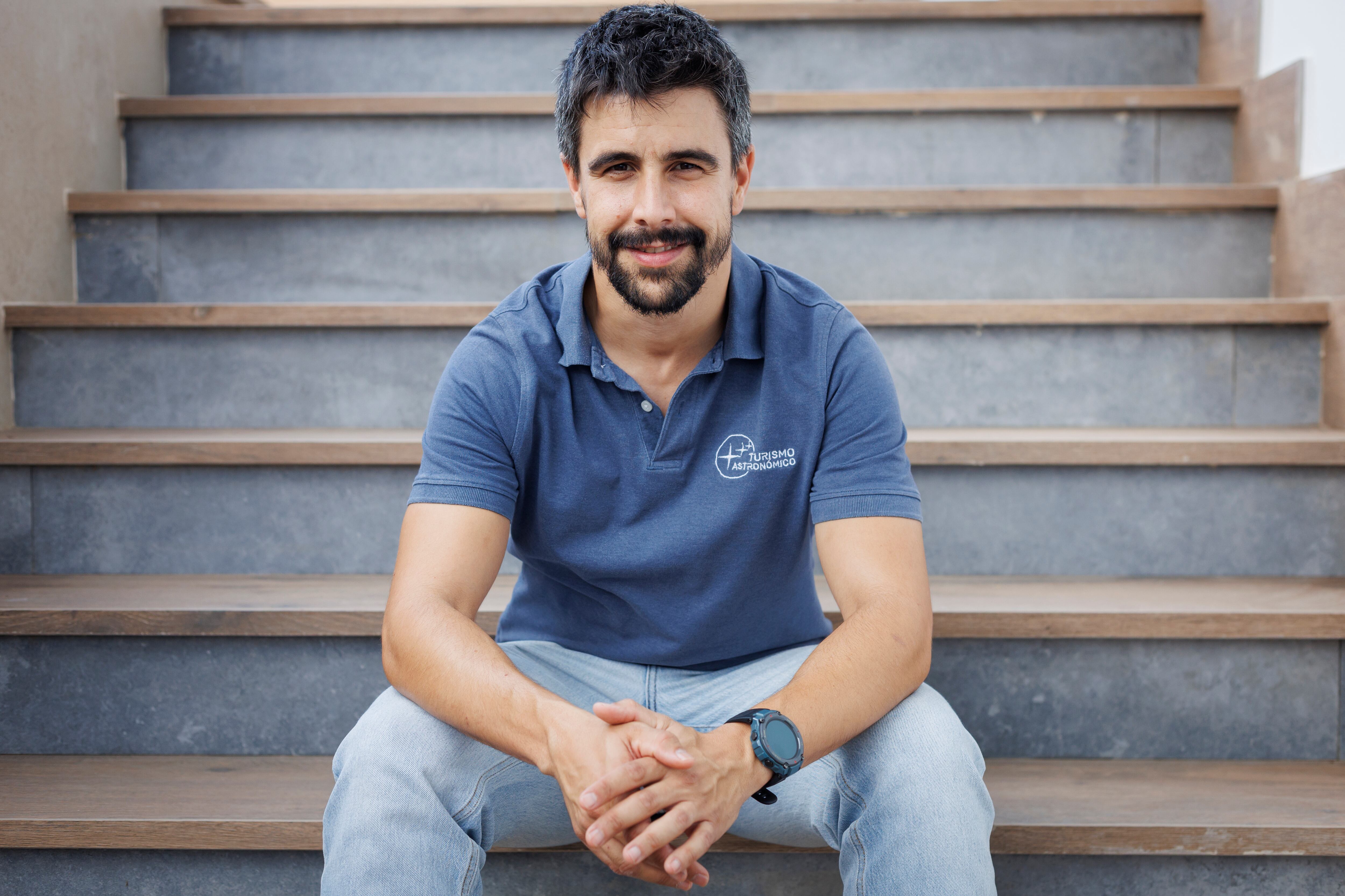 Miguel Ángel Pugnaire, coautor de una guía de astroturismo en España: “El cielo siempre ha estado ahí, es el patrimonio más antiguo de la Tierra”