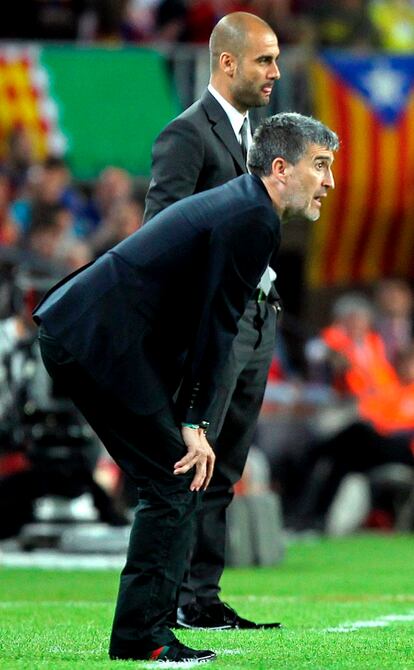 Roberto Olabe debutó como entrenador del Almería en el Camp Nou.