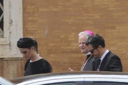 Katy Perry con Orlando Bloom a su llegada al Vaticano.