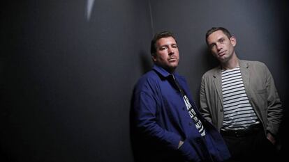 El cantante Joe Goddard y el teclista Owen Clarke, de Hot Chip el pasado miércoles, en un hotel madrileño.