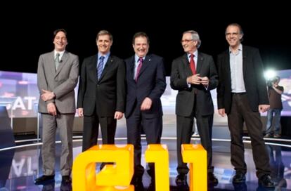 Los cinco candidatos a la alcaldía de Barcelona, de izquierda a derecha, Jordi Portabella (UxB), Alberto Fernández Díaz (PP), Jordi Hereu (PSC), Xavier Trias (CiU) y Ricard Gomà (ICV-EiUA).