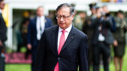 Gustavo Petro en la Academia de Policía General Santander en Bogotá, Colombia.