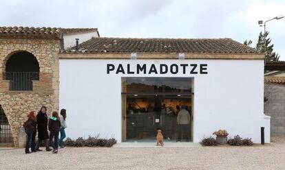 La 'nueva' galería Palmadotze, abierta en la masía Mas Pujó.