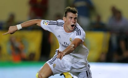 Real Madrid&#039;s Welsh striker Gareth Bale celebrates after scoring during the league match against Villarreal. 