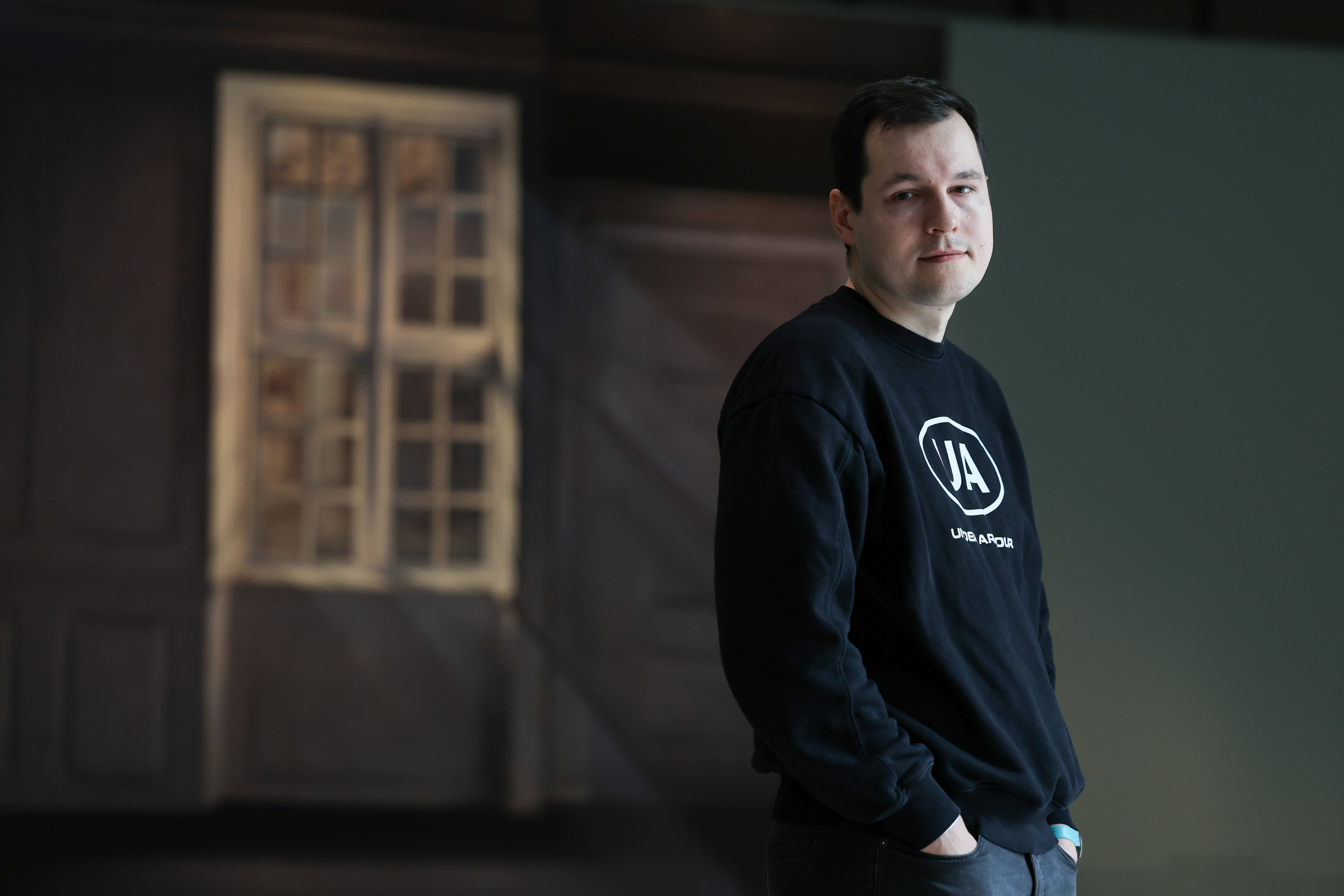 Charlar sobre muerte, cómics y chocolate con un comisario de arte ucranio: “No queremos ser identificados únicamente con la guerra”