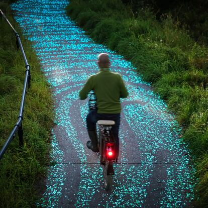 Carril bici Van Gogh-Roosegaarde, inspirado en 'La noche estrellada' de Vincent van Gogh