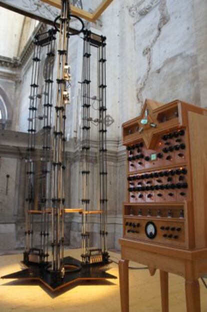 'Cordiox', instrumento creado por Ariel Guzik para captar sonoridades del entorno.