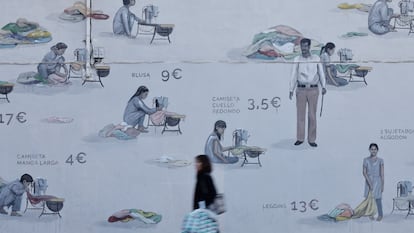 El mural del artista urbano Escif en el pasaje del Doctor Serra de Valencia.