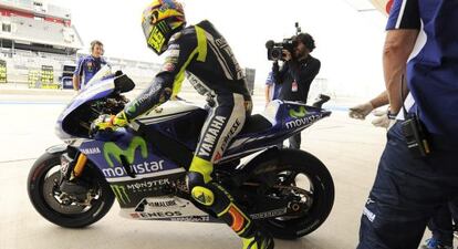 Rossi, de Yamaha, durante los entrenamientos libres.