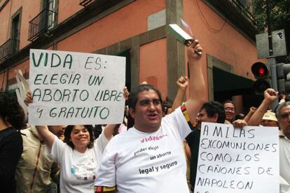 Manifestaci&oacute;n en favor de la despenalizaci&oacute;n del aborto en el DF en 2007.