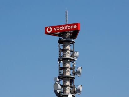 Torre de antenas de telefonía móvil de Vodafone en Berlín.