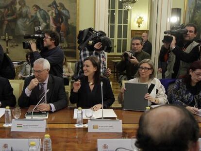 La consejera de Educaci&oacute;n, Mar&iacute;a Jos&eacute; Catal&agrave;, en la conferencia de Educaci&oacute;n. 