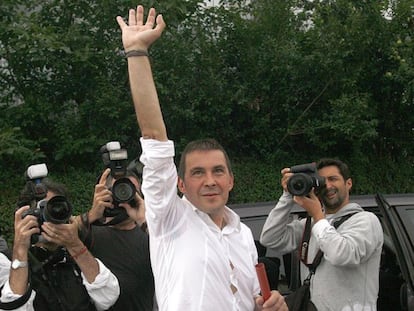 Arnaldo Otegi, en agosto de 2008, tras abandonar la cárcel de Martutene.