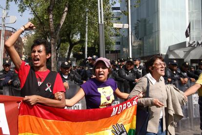 ... aos últimos protestos contra a reforma energética.