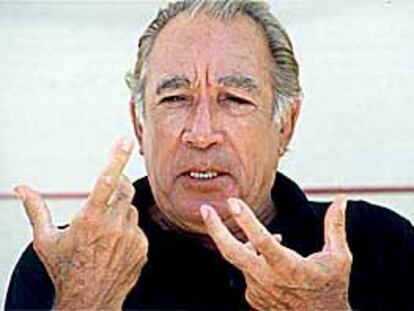 <font size="2"><b>Anthony Quinn fallece en Boston a los 86 años. </b></font> (Foto: Jesús Ciscar)