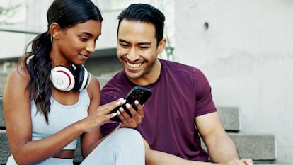 Artículo de EL PAÍS Escaparate que describe una serie de prendas básicas a precios bajísimos en Amazon Haul.