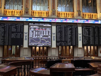 Interior de la Bolsa de Madrid, en una imagen de archivo.