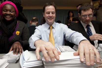 Nick Clegg, líder de los liberal-demócratas, en un acto de campaña del partido.