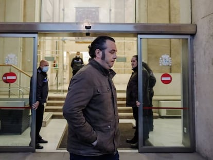 El presidente de la Plataforma Nacional en Defensa del Transporte, Manuel Hernández, el pasado viernes en el Ministerio de Transportes, en Madrid.