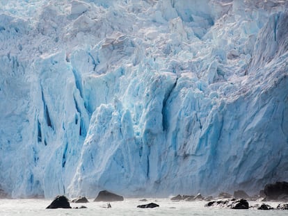 Paisagem antártica vista do navio Arctic Sunrise, do Greenpeace, durante expedição científica realizada em janeiro de 2020