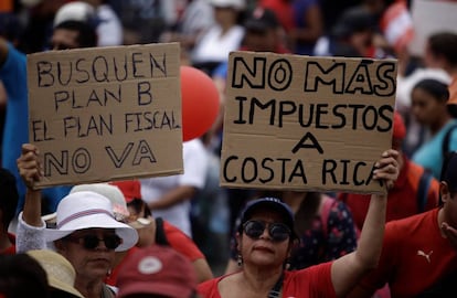 Empleados públicos protestan en Costa Rica