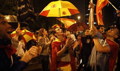 Protesta contra la indenpendencia de Catalu&ntilde;a y a favor de la unidad de Espa&ntilde;a en Barcelona. 