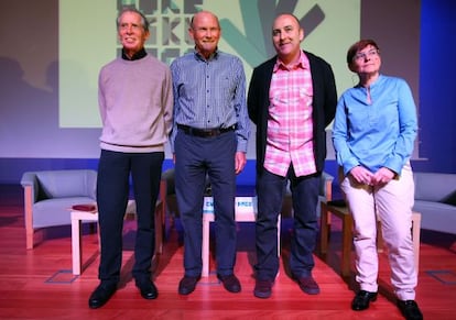 Mariano Ferrer, Juan José Ibarretxe, Floren Aoiz y Gemma Zabaleta, de izquierda a derecha.