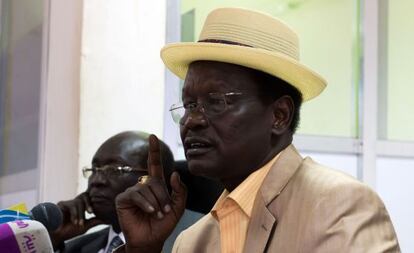 El ministro del Interior sursudanés, Aleu Ayienyi Aleu.
