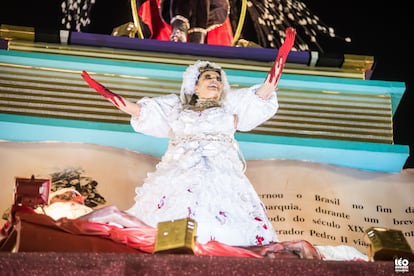 Una representación de la princesa Isabel durante el caranaval de Río de Janeiro de 2019.