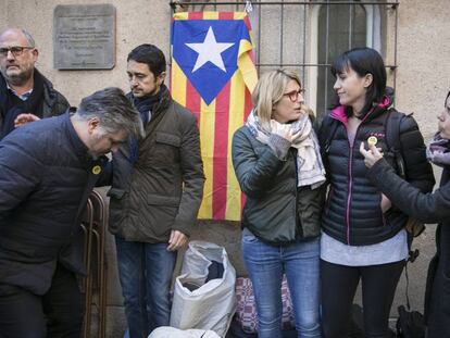 Diputats de la Generalitat durant el seu suport a la vaga de fam.