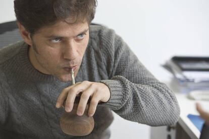 El diputado y exministro de Economía Axel Kicillof durante la entrevista con EL PAÍS