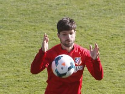 Diego, durante un entrenamiento del Atlético.