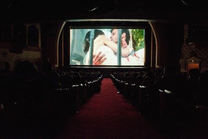 Proyecci&oacute;n el mi&eacute;rcoles por la noche de &#039;REC 3 G&eacute;nesis&#039; en el parisiense cine Grand Rex.