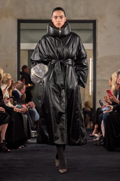 ALAÏA FALL 2025