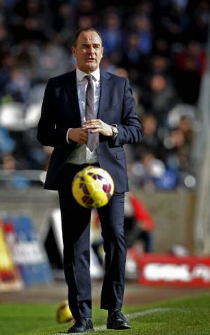 Víctor Fernández, en el partido contra el Granada.