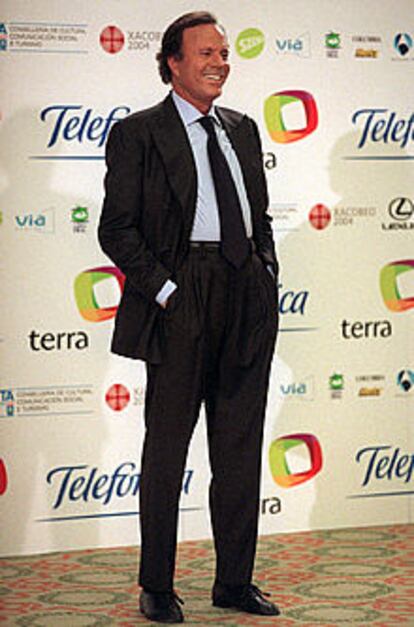 Julio Iglesias, ayer en Madrid.