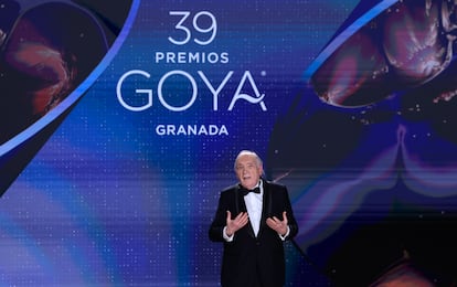 Fernando Méndez-Leite, presidente de la Academia de cine, durante su discurso en la gala de los Goya del pasado sábado en el que reclamó la aprobación de la Ley del Cine y la Comunicación Audiovisual.