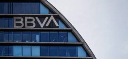 Fachada de la sede corporativa del BBVA.