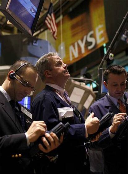 Los inversores de Wall Street siguen preocupados por el devenir de las grandes empresas de EE UU que se encuentran en serios problemas y cuya cotización no deja de caer