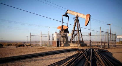 Un pozo de producción de petróleo en Texas