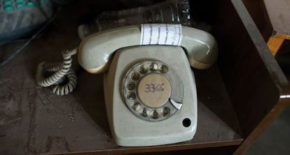 Uno de los teléfonos utilizados por los agentes secretos.