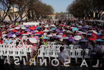 Seguidores de Unidos Podemos en un acto electoral en Jerez de la Frontera, el 23 de junio de 2016. 