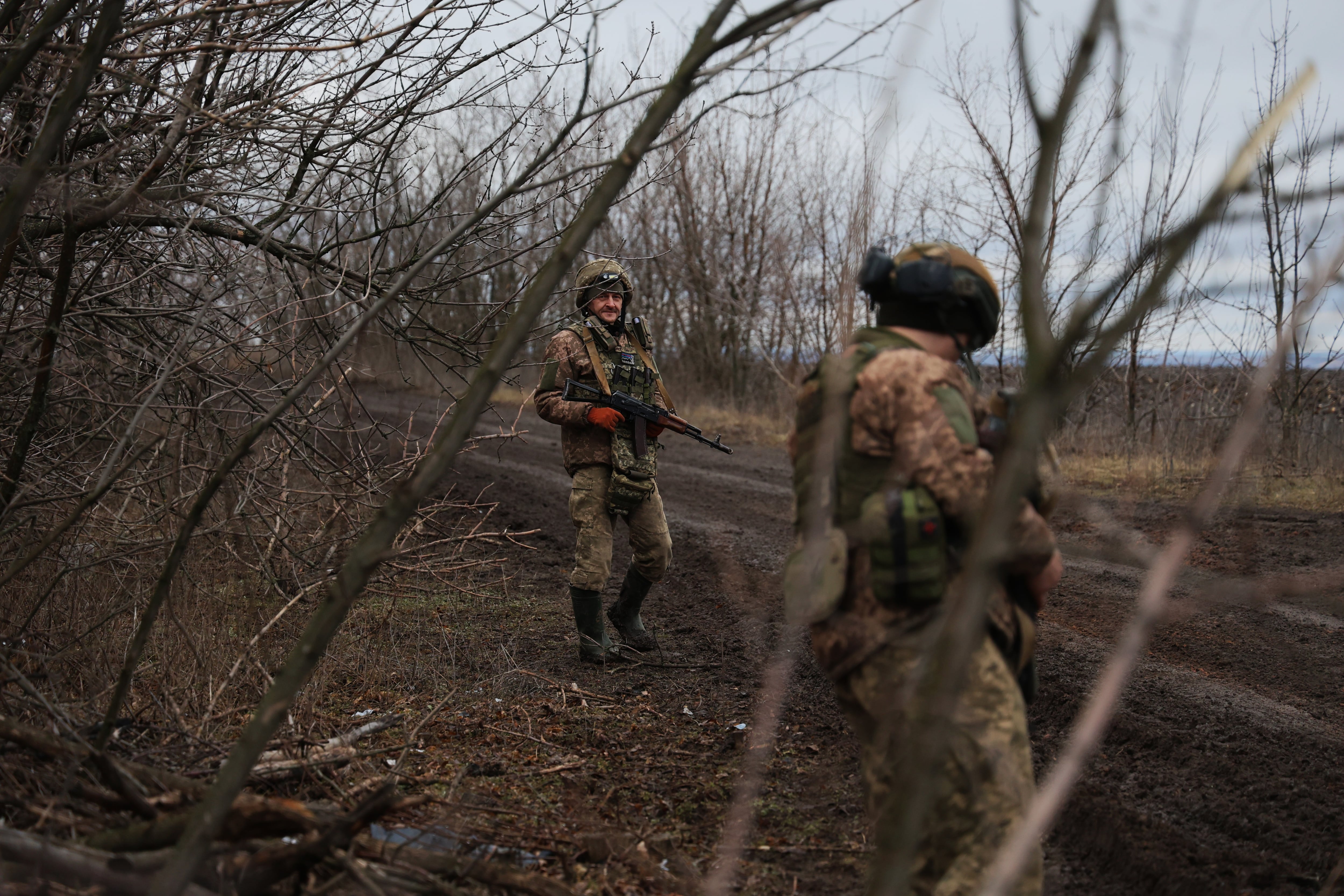 Militares en una posición del frente de Donetsk el 6 de marzo.