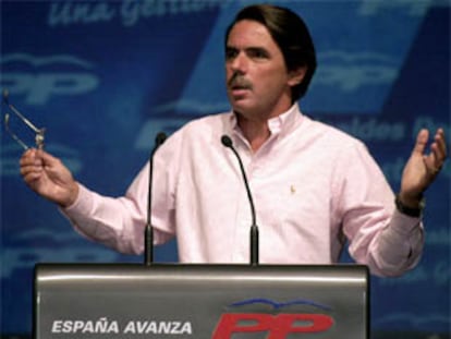 Aznar en la presentación de las candidaturas a las alcaldías