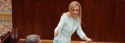 Cifuentes, el 19 de abril, en la Asamblea de Madrid.