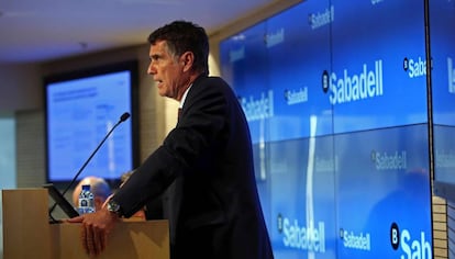 El consejero delegado de Banco Sabadell, Jaume Guardiola, durante la presentaci&oacute;n de resultados.